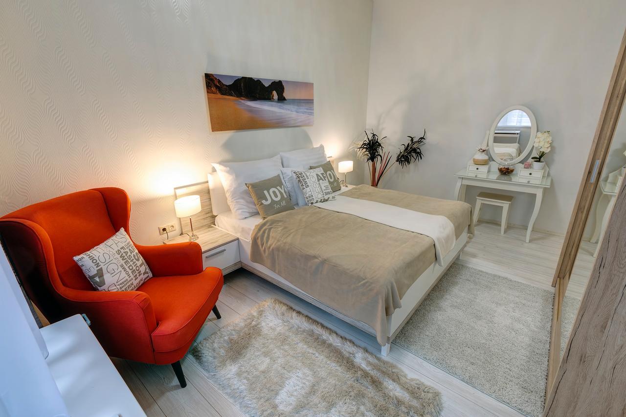 Sweet Dreams At King Street Gold Apartment Будапеща Екстериор снимка