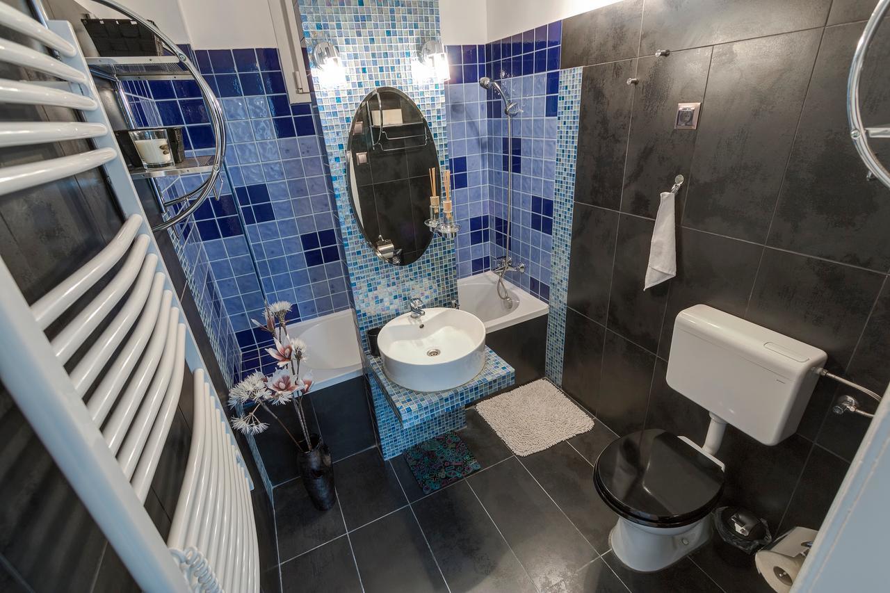 Sweet Dreams At King Street Gold Apartment Будапеща Екстериор снимка